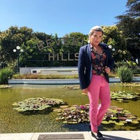 Setelah melakukan 72 kali operasi plastik ekstrem, pria 36 tahun itu pun sudah mengeluarkan biasaya sangat banyak. Jika ditotal, ia telah menghabiskan biaya mencapai 600 ribu poundsterling atau Rp 10 miliar untuk operasi plastik.  Foto: Instagram