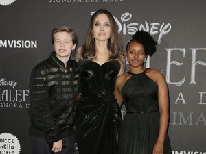Ada Tragedi Sedih di Balik Nama Anak Kandung Angelina Jolie dan Brad Pitt
