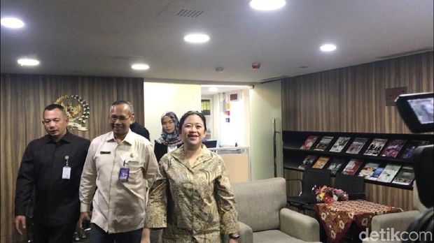 Nyetir Mobil Golf, Puan Sidak Gedung DPR Bareng 3 Pimpinan