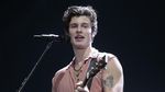 Momen Shawn Mendes Bikin Penonton Histeris di Jakarta