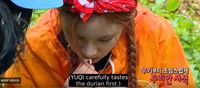 Kocak Abis! Cara Orang Korea Makan Durian Ini Bikin Geleng-geleng Kepala
