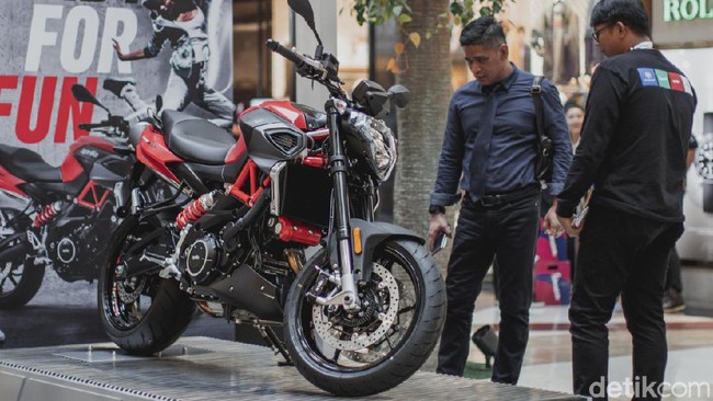 Aprilia Rilis Moge Seharga Fortuner, Minat?