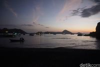 Kunci Puas Eksplor Pulau Padar dan Tips Pendakiannya