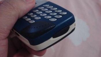 Selain bentuknya yang unik, 5510 adalah ponsel pertama Nokia dengan kemampuan MP3 player yang masih langka saat itu ada di ponsel. Ia punya memori 64 MB untuk menyiman file audio. Foto: Nokia Museum