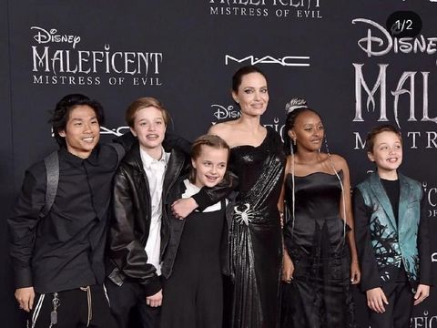 Foto Angelina Jolie bersama anak-anaknya