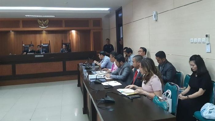 Hotman Paris kuasa hukum Grab Indonesia di sidang KPPU/Foto: Achmad Dwi Afriyadi/detikFinance Hotman Paris kuasa hukum Grab Indonesia di sidang KPPU/Foto: Achmad Dwi Afriyadi/detikFinance