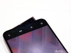 Menggenggam Reno2 yang Usung Spek dan Fitur Menggoda