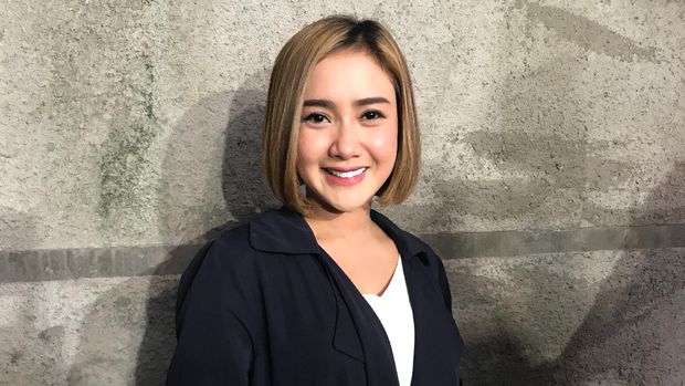 Cita Citata menangis pacar bulenya mualaf