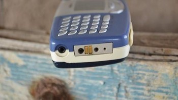 Dijual tak terlalu mahal, Nokia 5510 cukup diminati pada zamannya dan menjadi salah satu ponsel ikonik Nokia. Foto: Nokia Museum