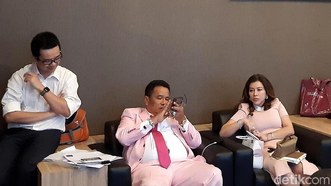 Jonan Tegaskan KA Jarak Jauh Dialihkan ke Manggarai Tidak Tepat