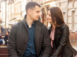 Ramalan Zodiak Cinta 28 Maret: Capricorn Berusaha Mengerti, Scorpio Tak Egois