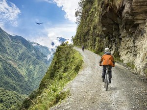 Jalanan Ini Cantik tapi Paling Mematikan di Dunia