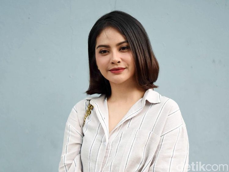 Belum Mau Nikah, Tiwi eks T2 Ingin Cari Teman