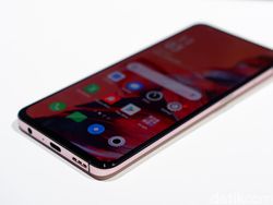 Menggenggam Reno2 yang Usung Spek dan Fitur Menggoda