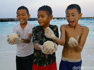 Potret Anak-anak Miangas yang Ceria dan Bersemangat
