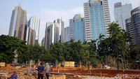 Dengan direnovasinya hutan kota itu pun diharapkan dapat memberikan pelayanan yang lebih baik bagi para pengunjung yang datang ke sana.