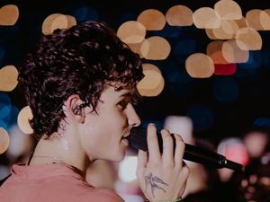 Fakta dan Lirik Lagu Senorita yang Dinyanyikan Shawn Mendes dan Camila Cabello