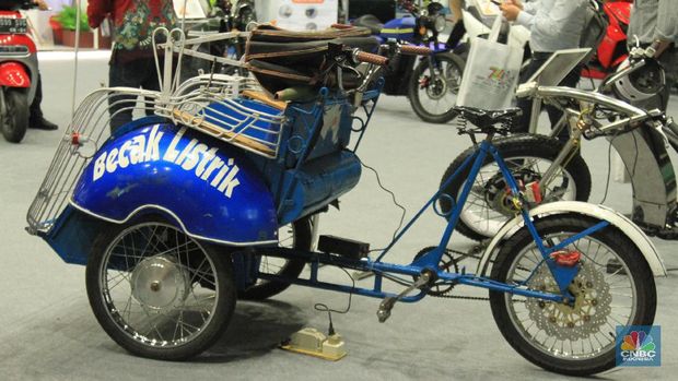 Becak Listrik (CNBC Indonesia/Tri Susilo)