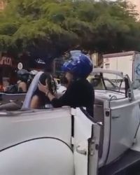 Viral Pria Cegat Mobil Mantan Pacar yang Mau Nikah, Endingnya Miris