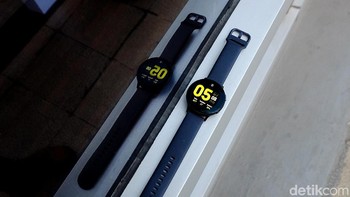 Galaxy Watch Active2 menghadirkan peningkatan untuk bezel rotating ciri dengan mengubahnya menjadi digital. Plus, UI One yang ditingkatkan menawarkan pengalaman pengguna yang sederhana, jelas, dan alami untuk navigasi. (Foto: Muhammad Ridho/detikcom)