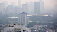 Kualitas udara kawasan Rawamangun Jakarta Timur terburuk se-Jakarta, menurut data Air Visual yang diakses Rabu pagi pukul 06.00 WIB.