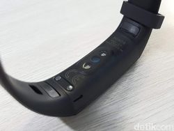 Unboxing Honor Band 5, Gelang Pintar Pesaing Mi Band 4
