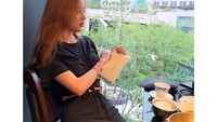 Han Seo Hee mengaku dirinya adalah orang yang mengirimkan narkoba jenis LSD pada B.I iKON. Atas hal ini, Han Seo Hee tidak disukai banyak orang. Foto: Instagram hxxsxxhee