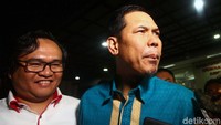 Ir Supriyadi juga disebut diperintah oleh Munarman menyalin data-data di laptop Ninoy. Dalam hal ini, Munarman sudah membantah. Munarman beranggapan dirinya meminta rekaman CCTV masjid hanya untuk melihat situasi.