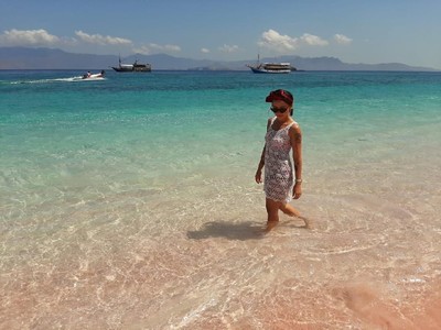 Tips agar Kulit Tak Gosong Usai Main di Pantai dan Gunung