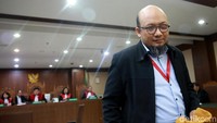 Penyidik senior KPK, Novel Baswedan, menjadi saksi di sidang Markus Nari terkait kasus dugaan korupsi proyek e-KTP di Pengadilan Tipikor Jakarta, Rabu (9/10/2019).