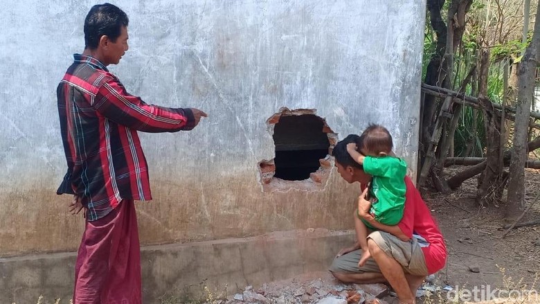 Maling Bobol Rumah di Probolinggo, Gasak Rp 100 Juta Hasil Jual 8 Sapi Maling Bobol Rumah di Probolinggo, Gasak Rp 100 Juta Hasil Jual 8 Sapi