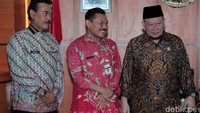 Pertemuan tersebut untuk beraudiensi mengenai peran staf ahli kepala daerah.