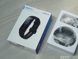 Unboxing Honor Band 5, Gelang Pintar Pesaing Mi Band 4