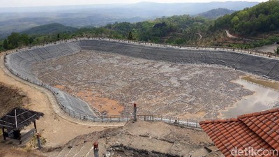 Embung Nglanggeran di Gunung Kidul Kekeringan Imbas Kemarau