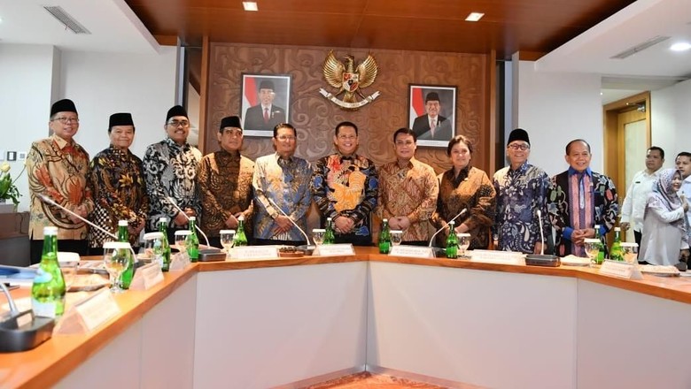 Terkait Amandemen UUD NRI, MPR Ingin Serap Aspirasi Masyarakat Terkait Amandemen UUD NRI, MPR Ingin Serap Aspirasi Masyarakat