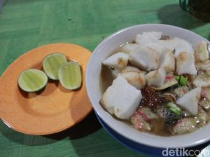 Sroto Braling Ibu Ice: Sluurp! Sedapnya Soto Banyumas yang Gurih Pedas