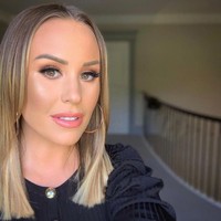 Wanita seksi itu pun dilamar oleh Rio tahun lalu dengan cincin berlian senilai £400 ribu atau sekitar Rp 5,6 miliaran dengan sebuah prosesi yang romantis. Dua tahun berpacaran, Kate dan Rio akhirnya menikah. Foto: Instagram @xkateferdinand