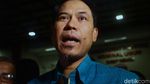 Selesai Jalani Pemeriksaan, Munarman Tinggalkan Polda Metro