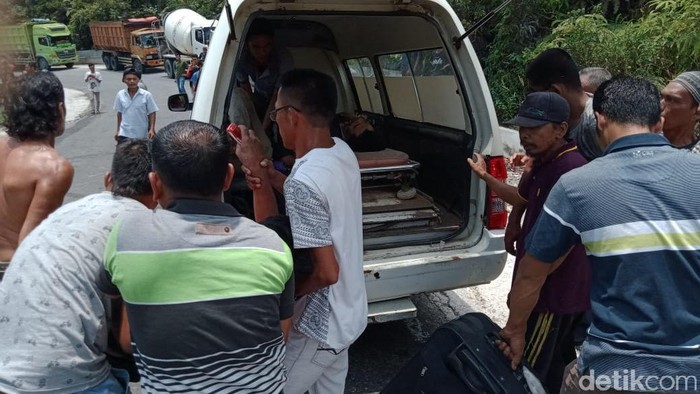 6 Orang Tewas dan 7 Luka Akibat Kecelakaan Bus PMTOH di Riau, Ini Daftarnya