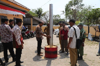Tim President University Buat Alat Ubah Sekam Jadi Produk Nilai Tinggi
