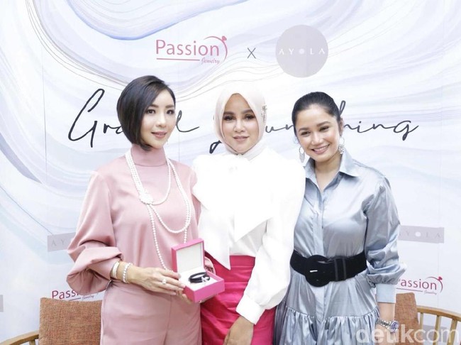 Hijrah, Olla Ramlan Lebih Enjoy Berbisnis daripada Jadi Artis