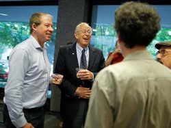 Pemburu Planet dan Pakar Big Bang yang Menang Nobel Fisika