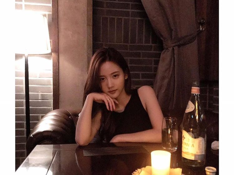 Diisukan Pacar Jung Da Eun, Ini Manisnya Han Seo Hee Saat Kulineran