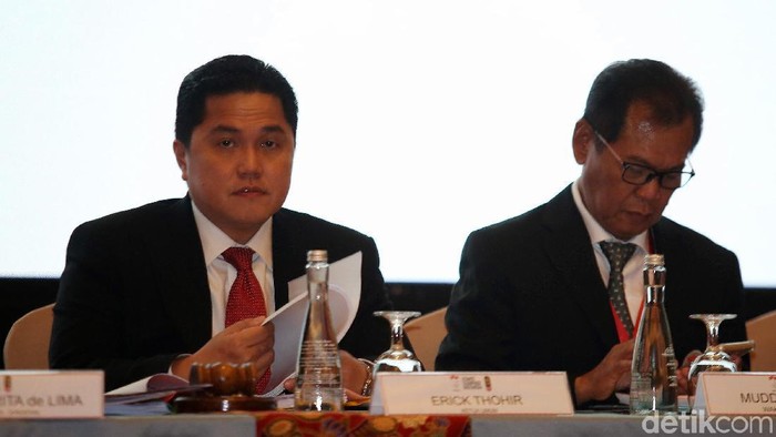Ketua Umum Komite Olimpiade Indonesia (KOI) periode 2015-2019 Erick Thohir membuka Kongres KOI 2019 di Hotel Ritz-Carlton Mega Kuningan, Jakarta, Rabu (9/10/2019). Ketua Umum Komite Olimpiade Indonesia (KOI) periode 2015-2019 Erick Thohir menyatakan, ada pertanda baik bagi Indonesia untuk menjadi tuan rumah Olimpiade 2032.