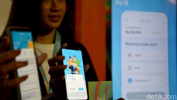 by.U dikembangkan khusus untuk segmen Gen Z di Indonesia, yang saat ini diproyeksikan berjumlah sekitar 44 juta orang. Generasi ini selalu melakukan semua aktivitas secara online.