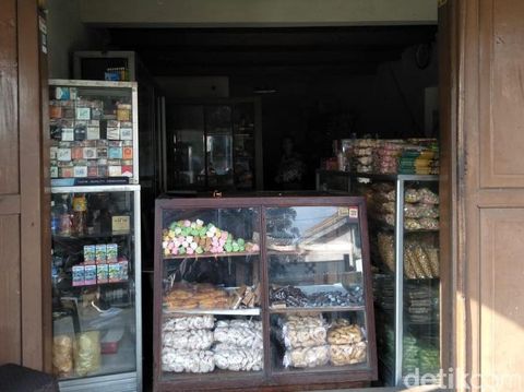 Jangan Tinggalkan Jogja Sebelum Ngemil Kue Kelapa Jadul Ini