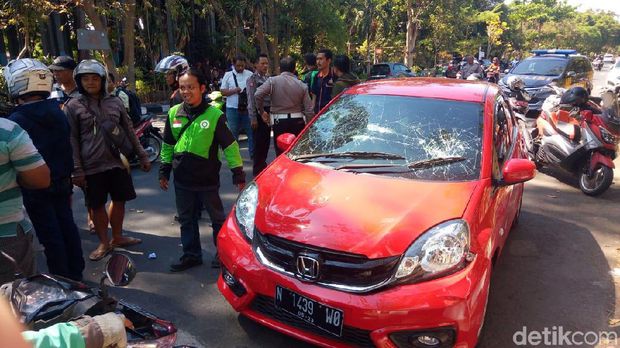 Mobil yang digunakan pelaku