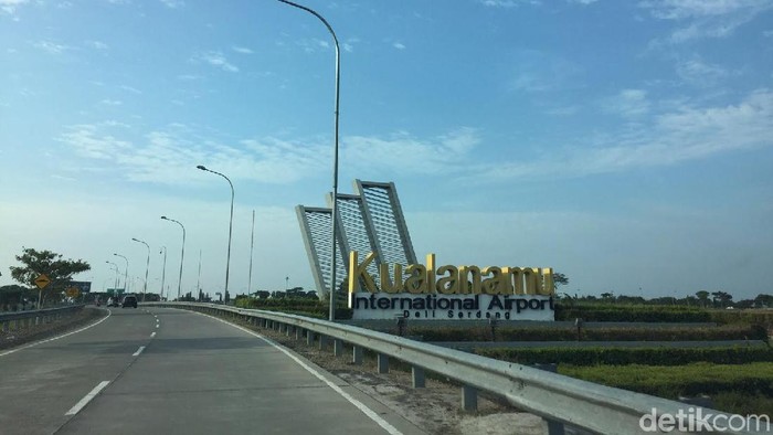 Jalan Menuju Kualanamu International Airport.
