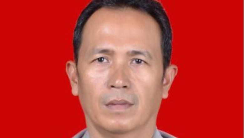 Profil Kapolsek Menes Kompol Dariyanto yang Ikut Ditusuk Bersama Wiranto Profil Kapolsek Menes Kompol Dariyanto yang Ikut Ditusuk Bersama Wiranto