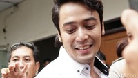 Namun nyatanya kasus tersebut masih diteruskan dan ia pun harus mendekam di penjara. Pool/Palevi S/detikFoto.